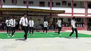 A ROCKING PERFORMANCE OF BACKBENCHERS......#schoolperformance