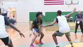 Lincoln boys basketball ready to begin regional play on the road