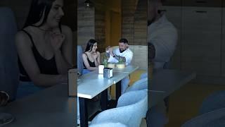 Джонсон увидел ситуацию, сделал добро #comedy #love #prank #плохой #funny #бедный #funnyprank #добро