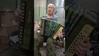 Мощнейшая Тульская гармонь Рябинушка, в отличном состоянии!