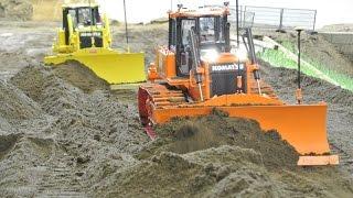 Best of RC Dozers at the Construction Site - Teamwork