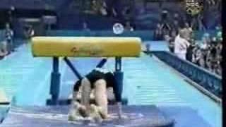 Khorkina Olympic Games 00 AA VT 9.343 (2)