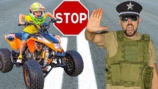 Тиша ВЛЯПАЛСЯ...Baby biker TISHA Ride on Quad Bike and Adventure with Sidewalk Cops.