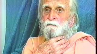 Exploring the Christian Hindu Dialogue - A Visit with Bede Griffiths and Russill Paul