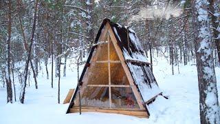 10 Days of Solitude in the Forest: Wintering in a Cabin From December to March