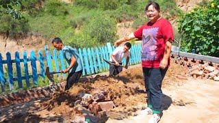 【陕北霞姐】洪水过境后养鸡场、玉米地全部被毁！没想到菜园硕果累累！最后感谢冲在一线的救援人员！