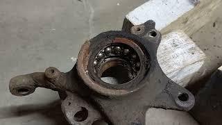 Замена ступичного подшипника и ступицы пассат б3. How to change  wheel bearing and hub passat 35i