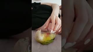 누워서손가락빠는앵이
