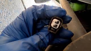 Replacing the rear wheel speed sensor Jeep JKU