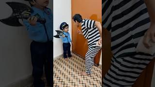 Sneak CAKE into PRISON |