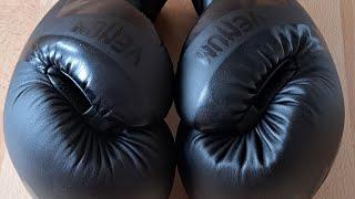 Venum Elite Boxhandschuh Review (3 Jahre getragen)