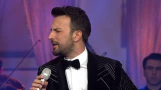 TARKAN - Akşam Oldu Hüzünlendim Ben Yine - Ahde Vefa | 2017 Yılbaşı Özel