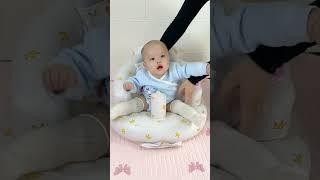 4 6个月正是宝宝学坐的关键期，每天坐会锻炼背部肌肉，按压充气 底部加宽不易翻，放气好收纳，出门携带也很方便#宝宝学坐 #母婴好物 #学坐椅 #baby #cute