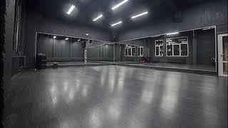 ITZY ‘Not Shy’ but they’re practicing in the dance studio next to you