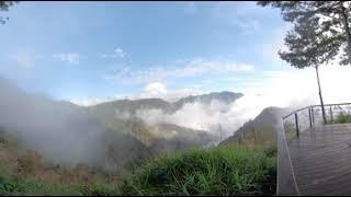 傷心山日落雲海