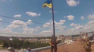 Raw: Ukrainian Troops Recapture Slovyansk