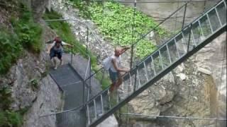 Loèche-les-Bains. Les gorges de la Dala. Sentier des sources thermales