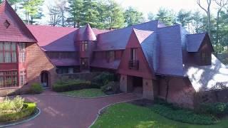 Luxury Long Island Property Tour With Maria Babaev:  35 Chestnut Hill  Drive, Upper Brookville