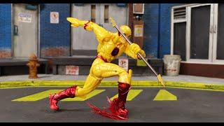 REVOLTECH Amazing Yamaguchi REVERSE FLASH 1/12 unboxing and REVIEW Kaiyodo (Bonus item)