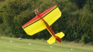 PROFILE EXTRA KNIFE EDGE AEROBATICS - HOPFARM - SOUTHERN RC MODEL AIRSHOW - 2011