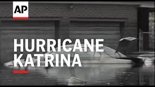 GRAPHIC PIX Recovery of bodies after hurricane Katrina