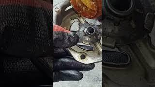 Motor mesin cuci berputar pelan dan bau gosong sangit