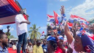 Dr Bawumia Punches John Mahama for allegedly insulting Pastors at Amasaman rally!The crowd was lit 