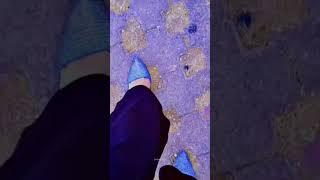 أختار الصمود دائما لست انا الذي يليق بها الانهيار