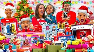 OPENING PRESENTS ON CHRISTMAS MORNING WITH THE PRINCE FAMILY!!