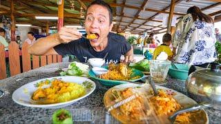 Thai Street Food - YELLOW STICKY RICE!! Best Curry Ever + Stuffed Roti! | Satun, Thailand