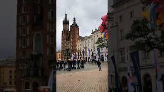 Hejnał krakowski, Rynek Główny 12:00, MMS (Kraków Main Market Square)