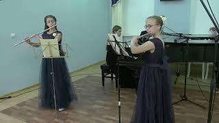 Э. Кронке "Две бабочки" 1 ч. Дуэт флейт "Х-flute" А. Чуракова и М. Щепетильникова, Е. Кудоя (ф-но)