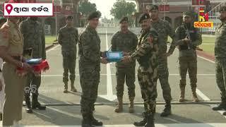 BSF & Pakistan Rangers Exchange Sweets At Attari Wagha Border In Diwali । NandighoshaTV