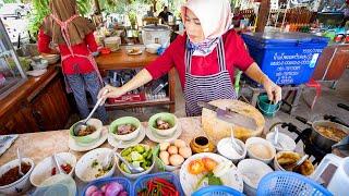 THAI OXTAIL SOUP!!  Amazing HALAL FOOD in Phang Nga, Thailand!!  ซุปหางวัว พังงา