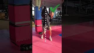 Simple boxing drill to improve your slipping skills.#boxing #kickboxing #motivation #youtubeshorts