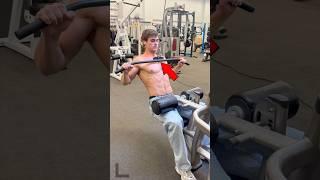 STOP touching your chest on lat pulldowns