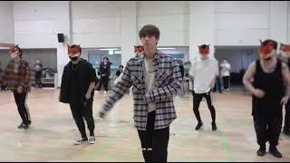 Jin "Moon" dance practice