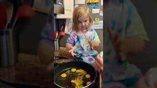 Kari the egg cracker