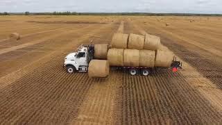 Self Loading-Self Unloading Round Bale Truck