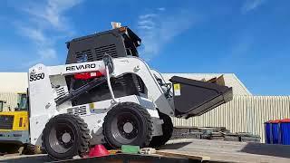 Revaro S550 Skid steers.