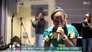  UNBELIEVABLEAN ELECTRIFYING THANKSGIVING LIVE SESSION BY LADY MERCY YOU CAN’T MISS.