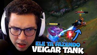 O CARA TA FAZENDO UM VEIGAR TANK KKKKK