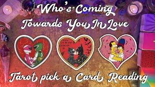 Who's Coming Towards You In Love? Tarot Pick a Card Love Reading