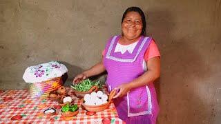 Preparando Ejotes Con Huevo Así Comemos En El Rancho.