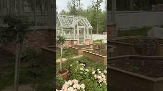 Первая часть Садовых историй, в которых я буду рассказывать о преображении нашего сада