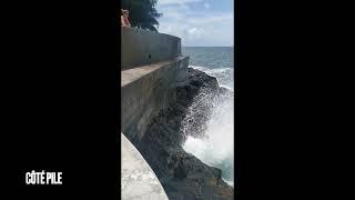 Le trou du souffleur (Tahiti)