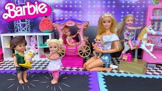 Barbie & Ken Doll Family Trampoline Park Story