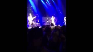 Jonas Brothers- Mandalay Bay 2013- WYLMITE