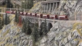 Einige Züge auf der Schweizer Alpenbahn / Some trains on my Swiss N-scale layout