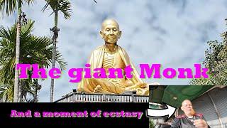 Ep 45 - Northern Thailand tour. Mae Hong Son loop. Chom Thong to Ciang Rai - The giant monk!